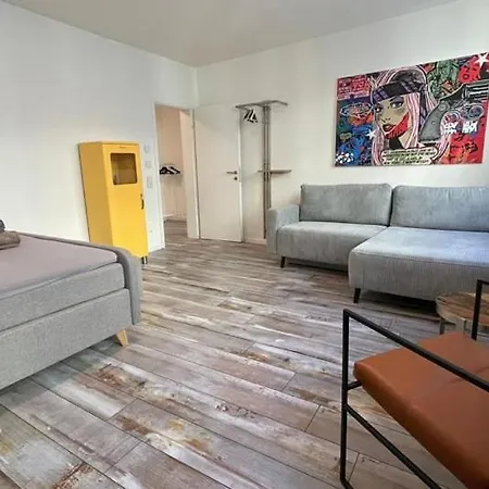 Rheinstream Guest house